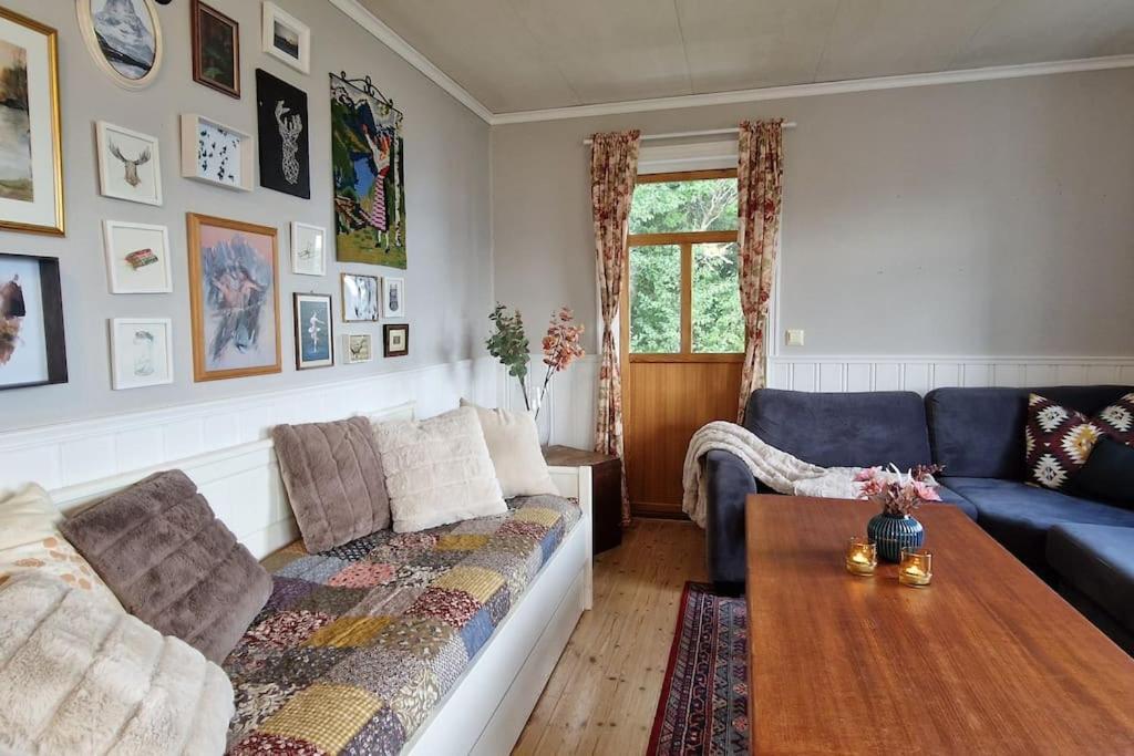 Ferienwohnung Main Floor In The Lyngen Alps, Whole House Rentable Lyngseidet Exterior foto