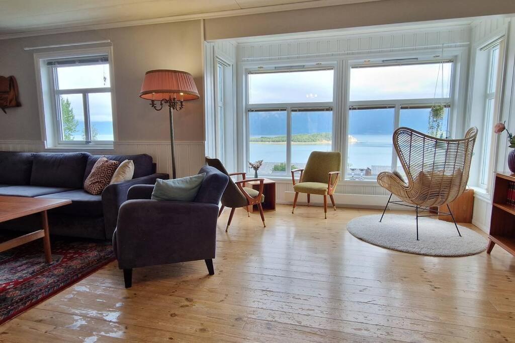 Ferienwohnung Main Floor In The Lyngen Alps, Whole House Rentable Lyngseidet Exterior foto